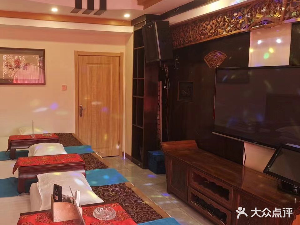 贵足保健会馆(天威中路二分店)