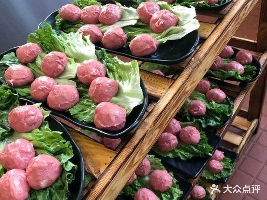 荣达潮汕牛肉火锅(海棠湾藤桥店)