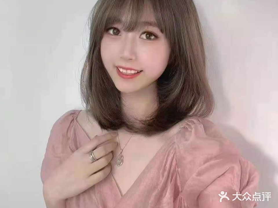 施艺美发会所