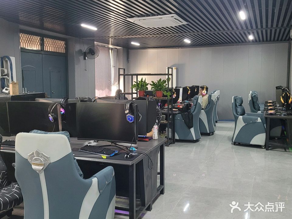 新迪网咖(北小辛庄东街店)