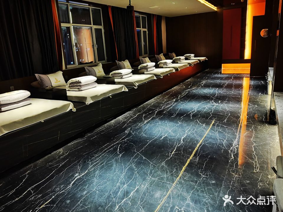 乐巢云顶足浴会所(乐巢美居店)