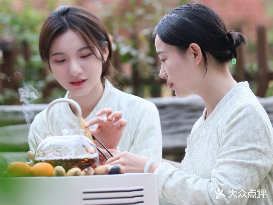 猿抱子茶舍(长沙普罗旺斯花园酒店店)