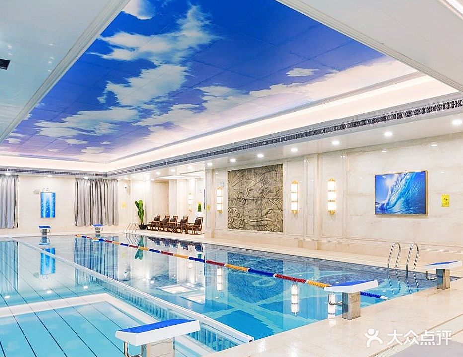 海飞鱼游泳馆