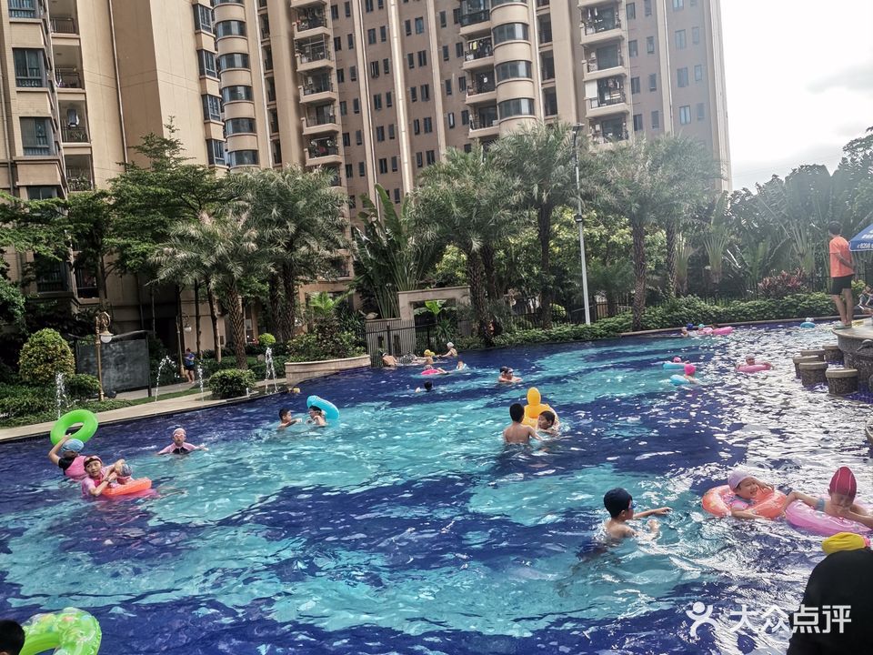 天汇碧桂园游泳池