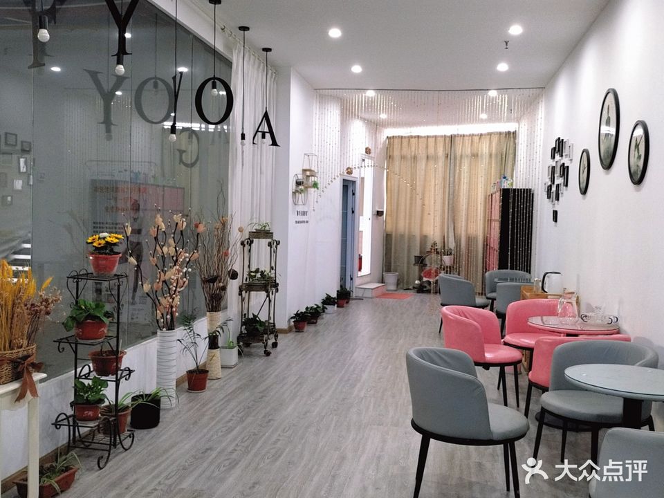 梵一瑜伽(八一路店)