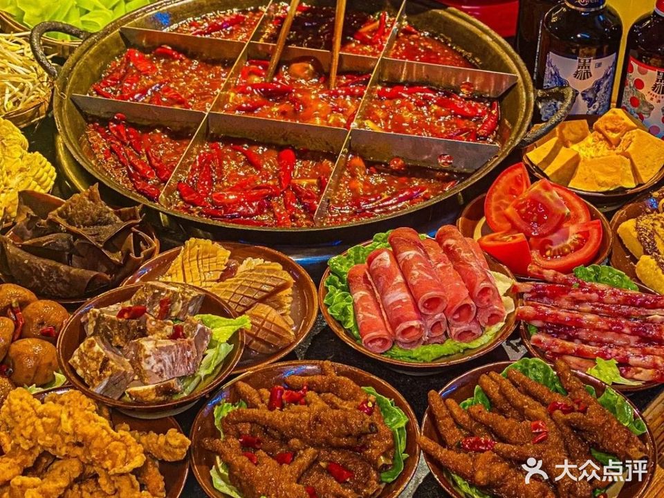防空洞老活过(解放碑店)