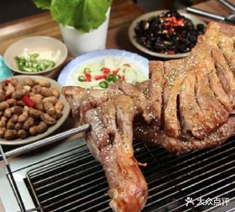 达子炭火烤羊腿(纳丹堡店)