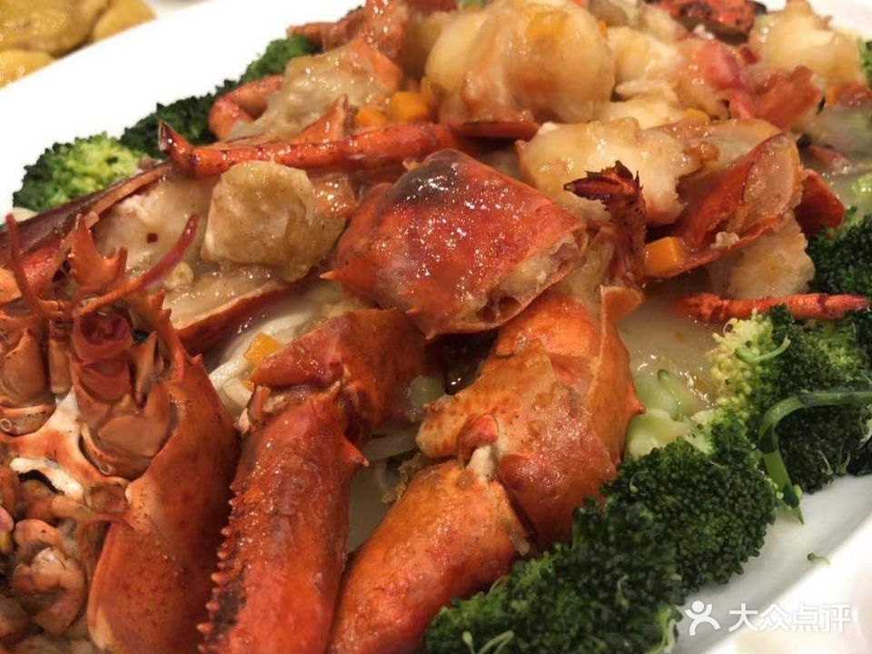 明都经济海鲜食街