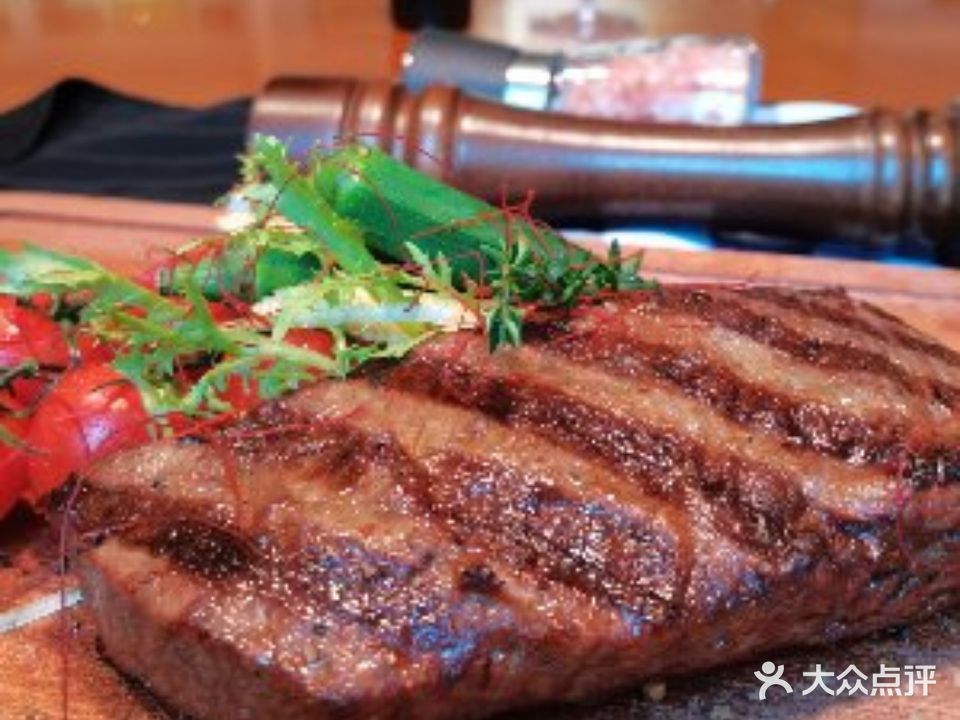 星雅利牛扒西餐厅