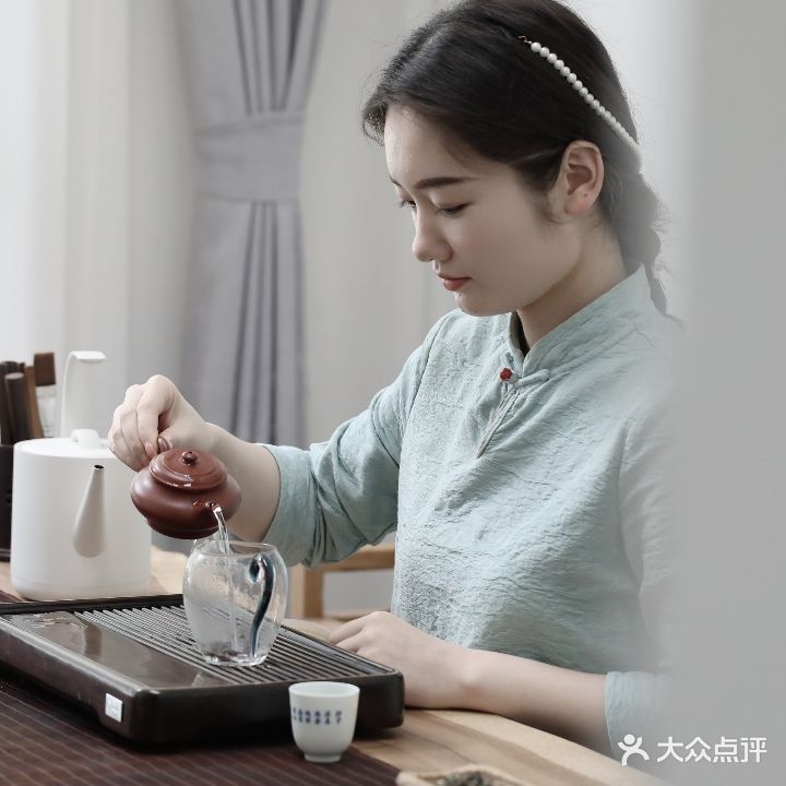 抱朴茶事