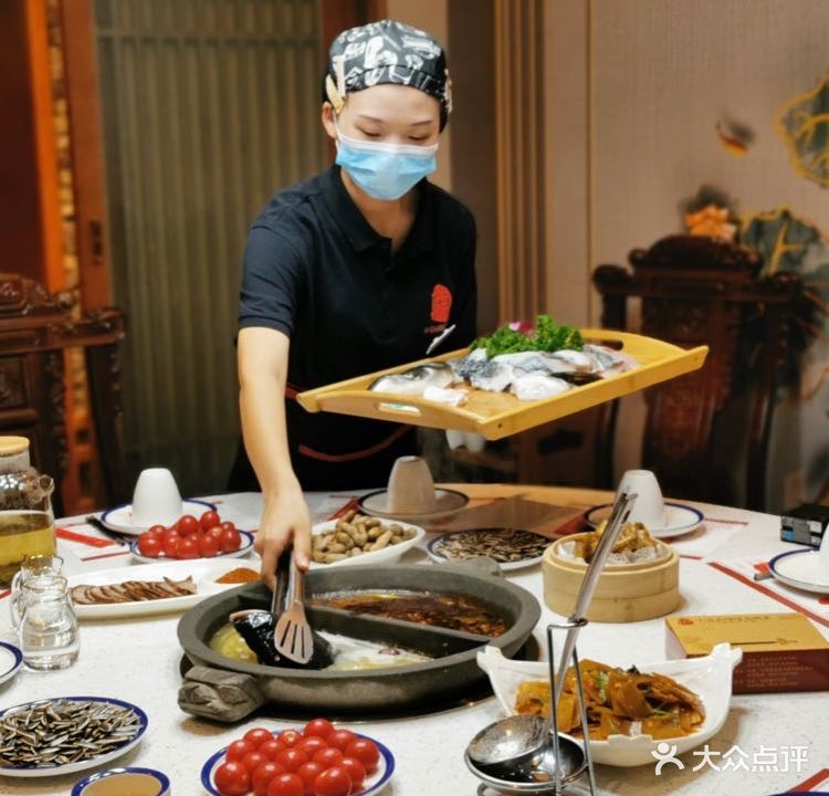 小石头啵啵石锅鱼(安康旗舰店)
