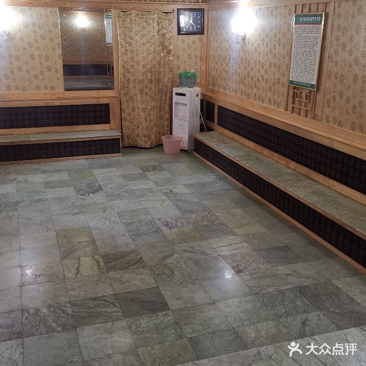 金火鸟能量汗蒸馆(资兴店)
