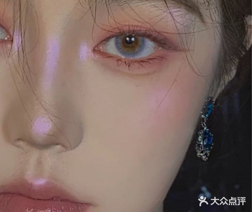 MO米娅化妆美婕工作室