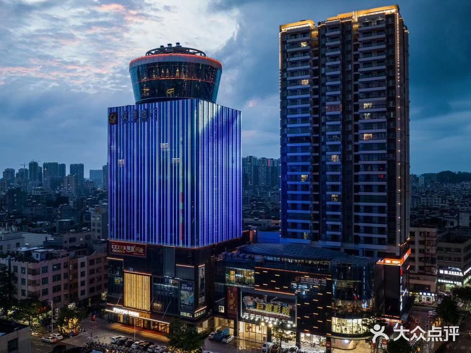 双德枫渡酒店旋转餐厅