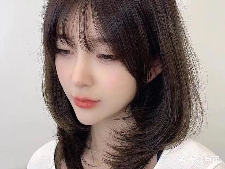 倾城美发造型