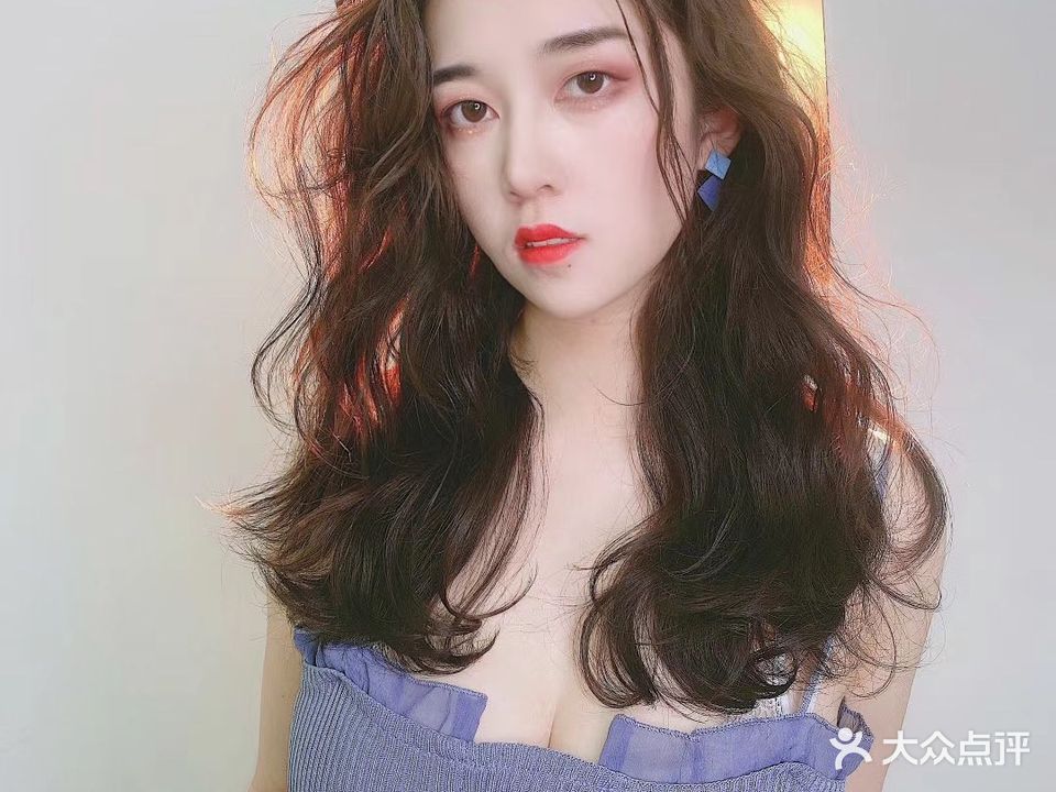 型SHOW私人订制(万景国际中心-写字楼店)