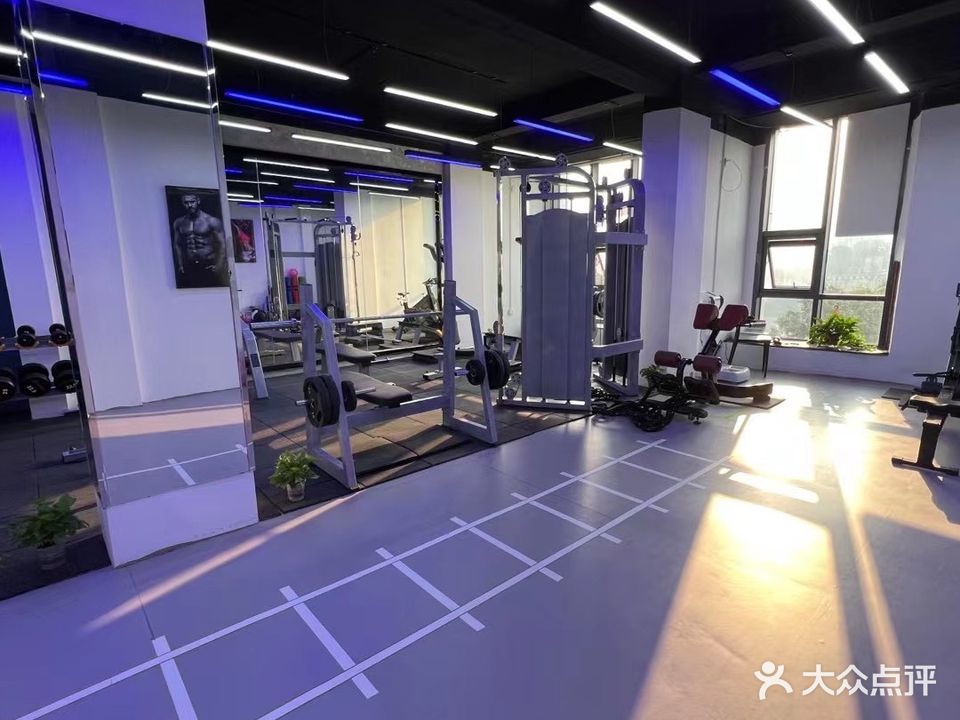 倍力健身工作日