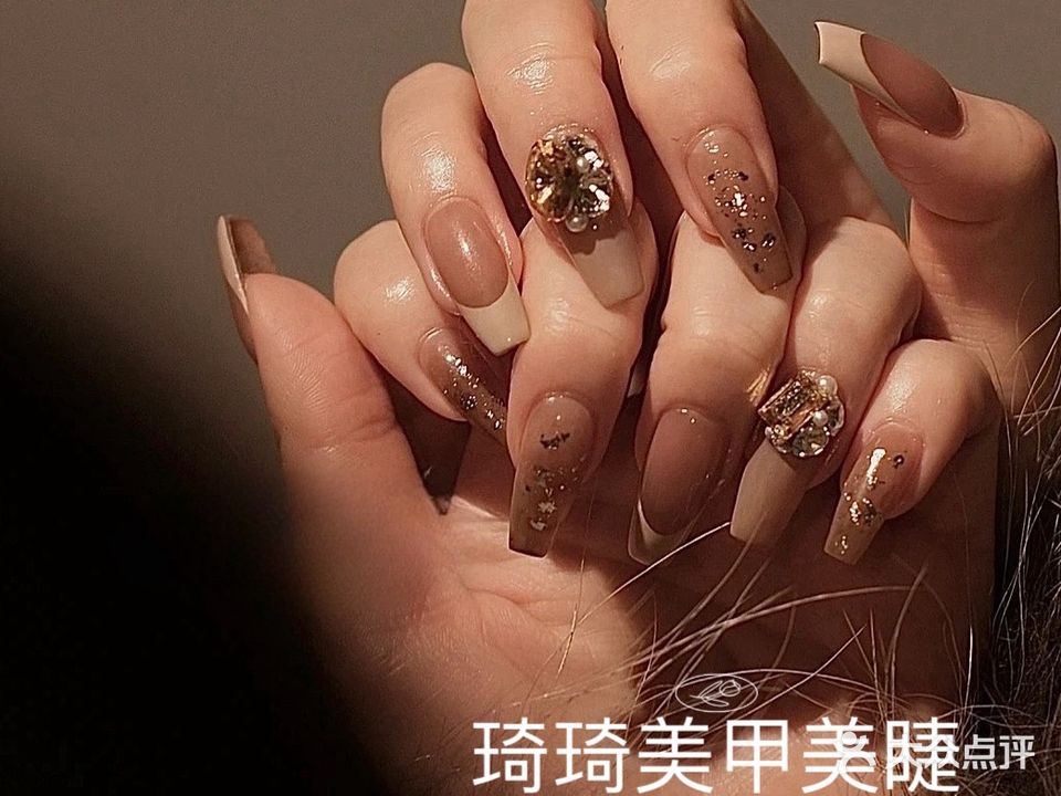 琦琦美甲美睫(泰安吾悦广场店)