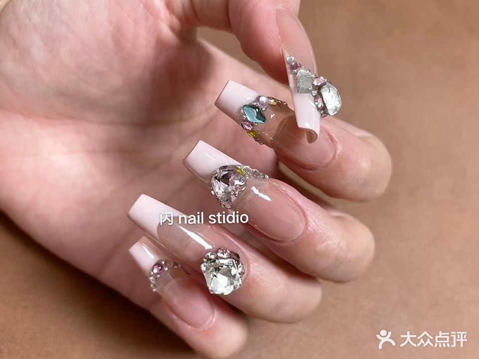 闪nail studio闪闪美甲美睫