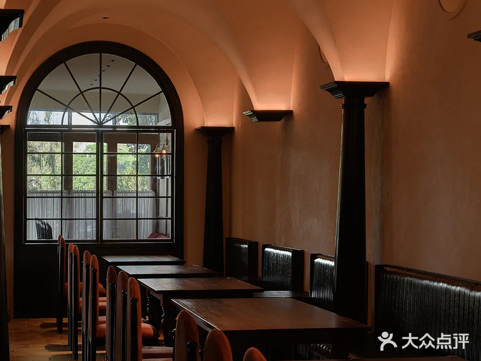 积兴里Bistro(西湖公园店)