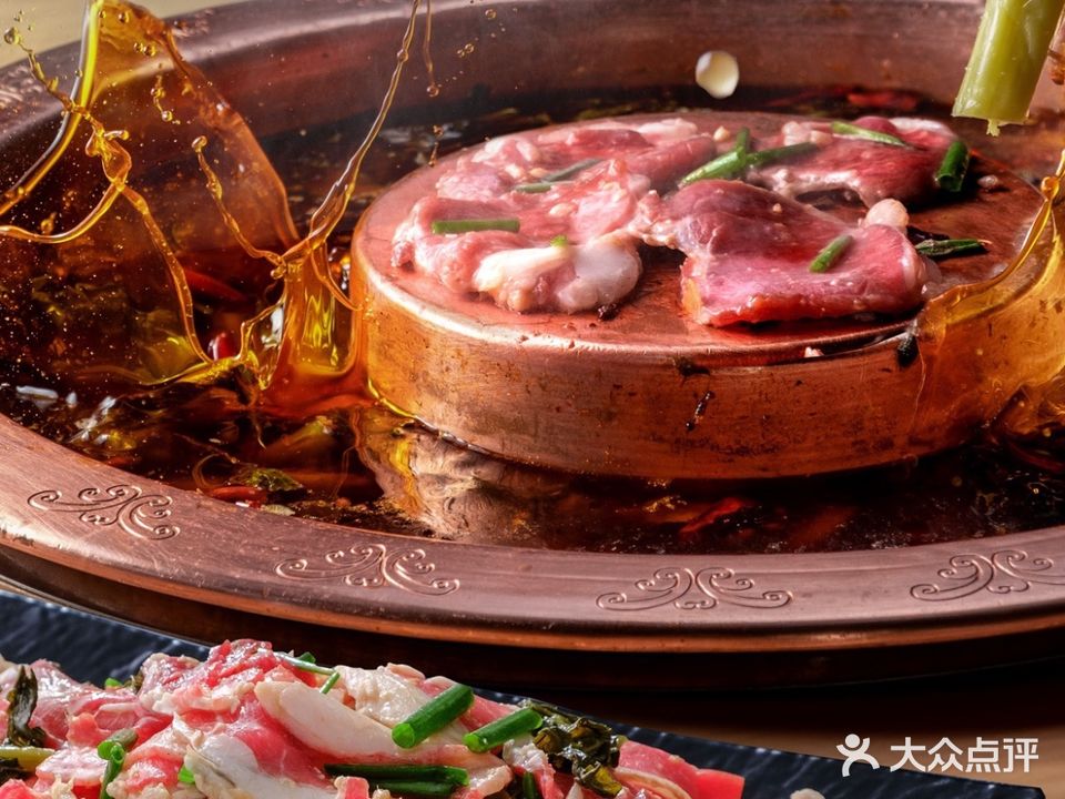 清真·田园居家酸菜牛肉烤火锅(凤霞路店)