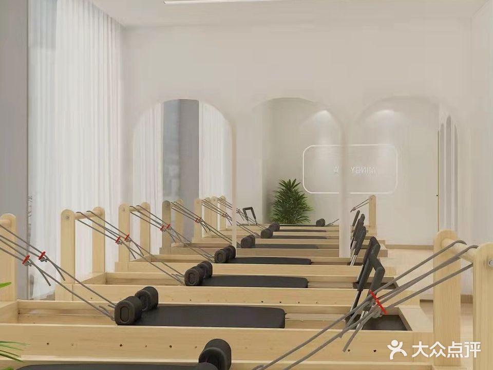 明瑜伽会所(西上谕亭街店)