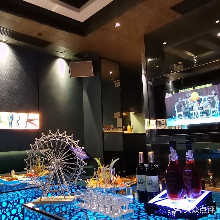 歌朝商务量贩KTV(翔丰国际酒店)
