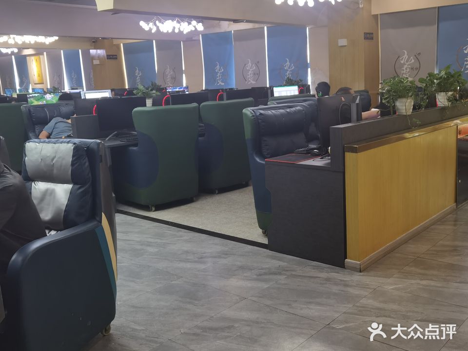 九度空间网吧(战旗东路店)
