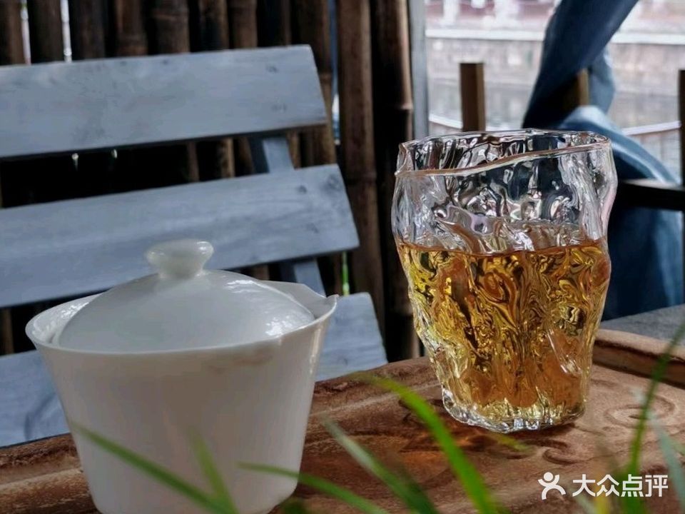 石头房茶馆江边新茶室(盘龙江店)