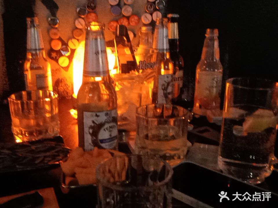 右见清吧(洮宝汇店)