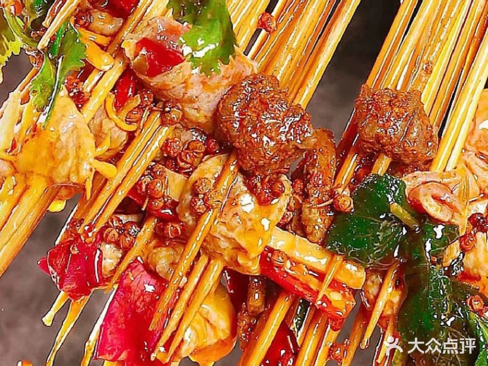 渝五爷鸭血串串锅(商品街店)