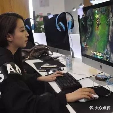 逍遥网卡(锦绣广场店)