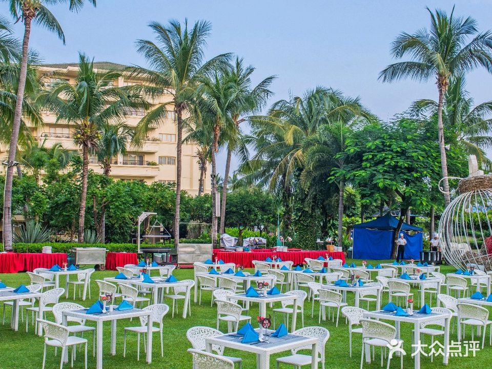 天域酒店-花屿海演出·草坪烧烤自助餐·海鲜