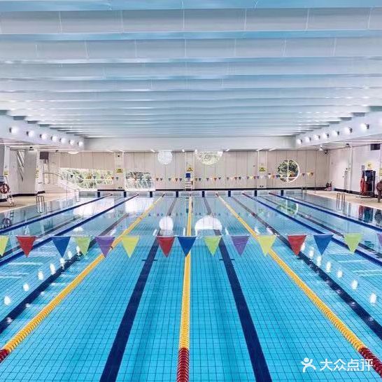 金银湖文体中心游泳馆