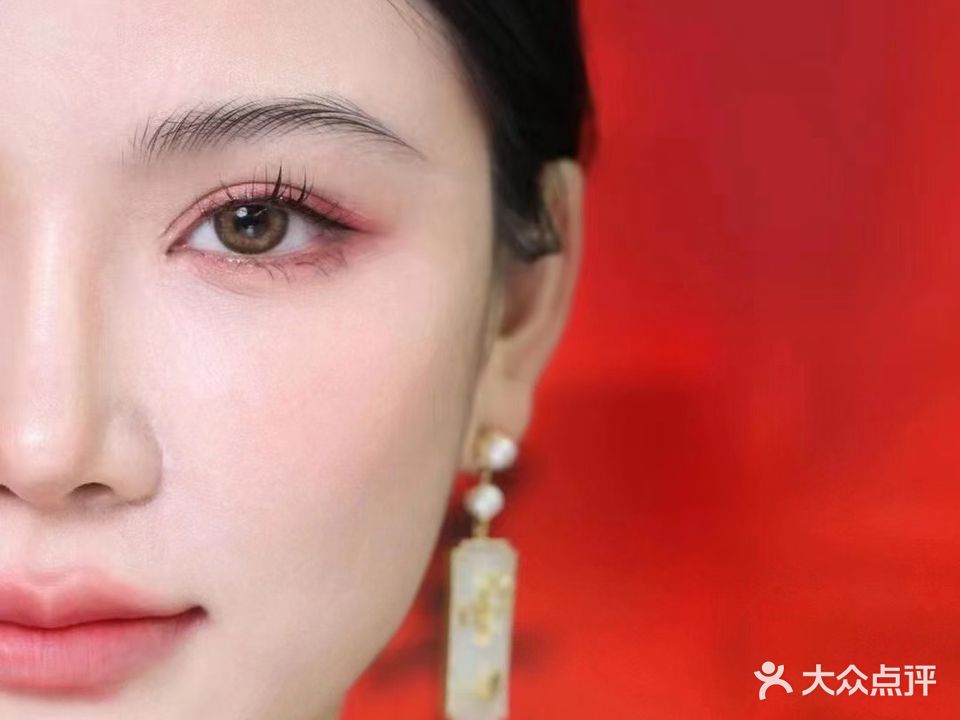 绣颜美容中心