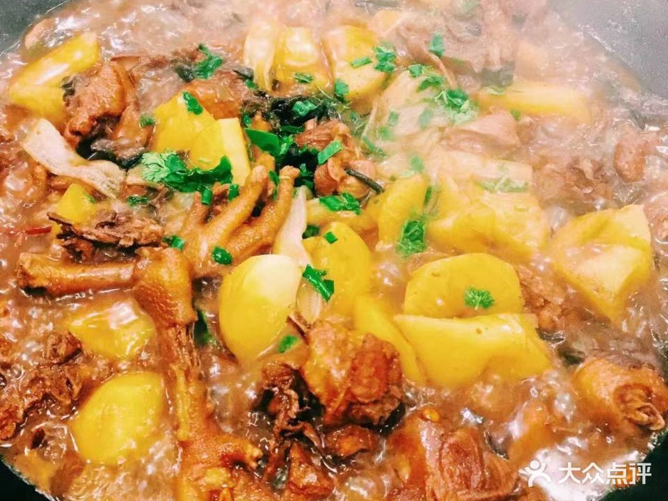 趙家莊铁锅炖·精品东北菜·烧烤