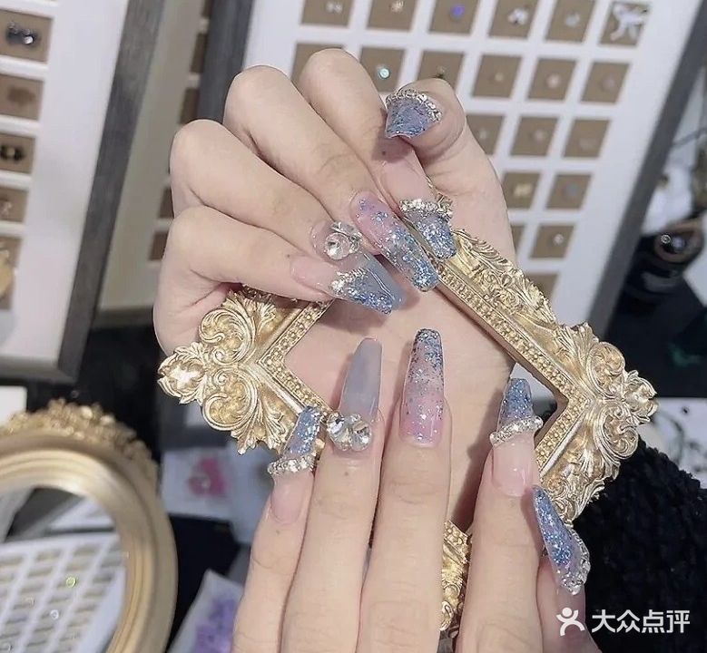 把手给我美甲工作日