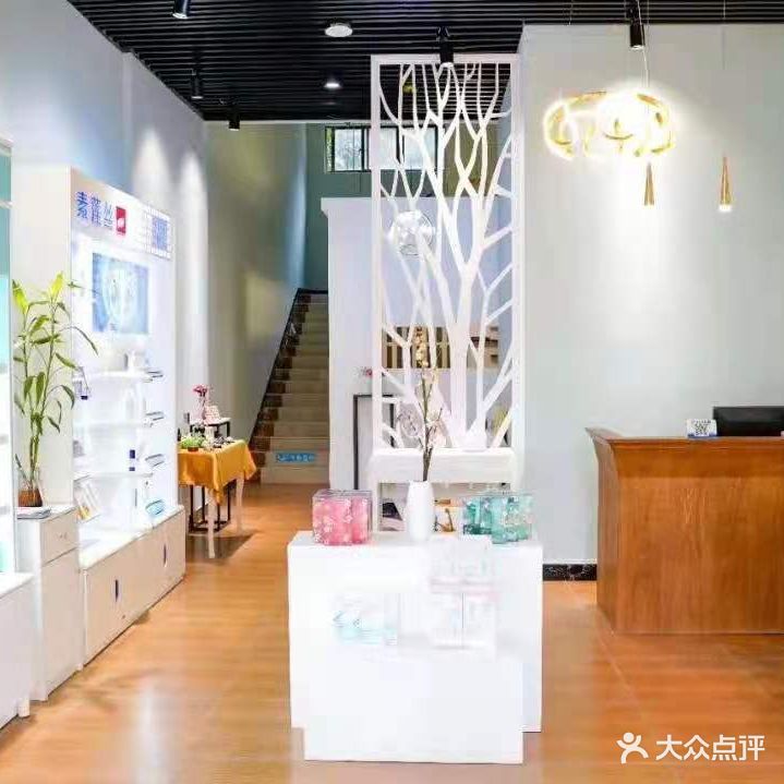 微丽丝私定美容(阳江城南店)