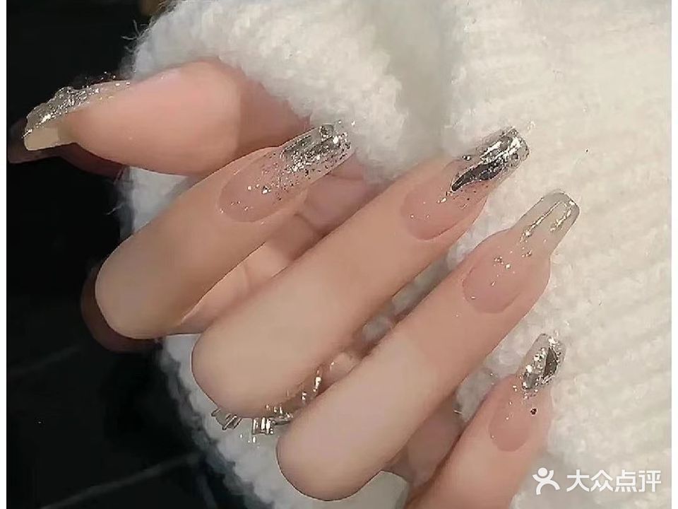 青颜美业(虞河花园店)