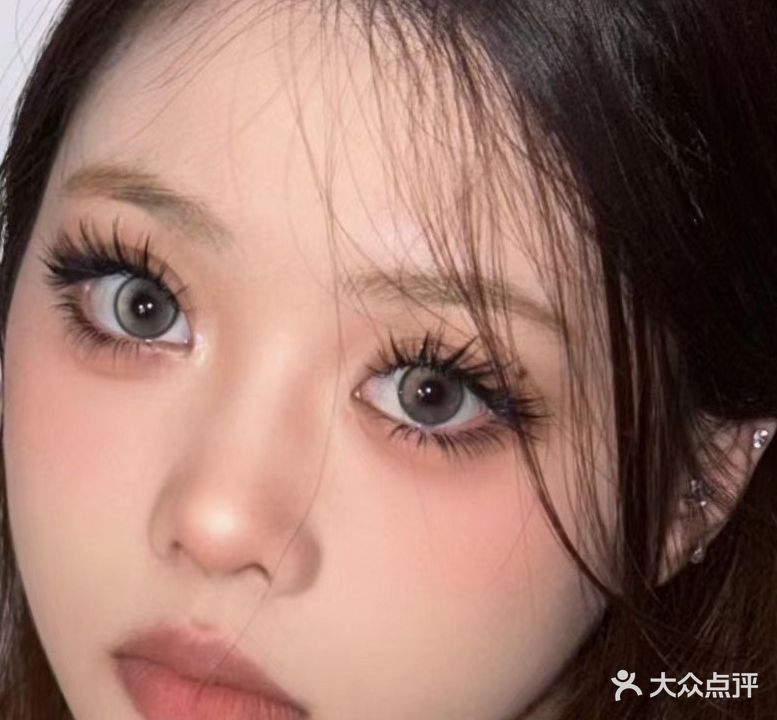 Lady·赫本网红定制美睫美甲(大华店)