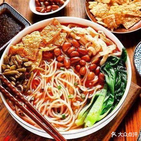 螺哩螺嗦螺蛳粉(万城步行街店)