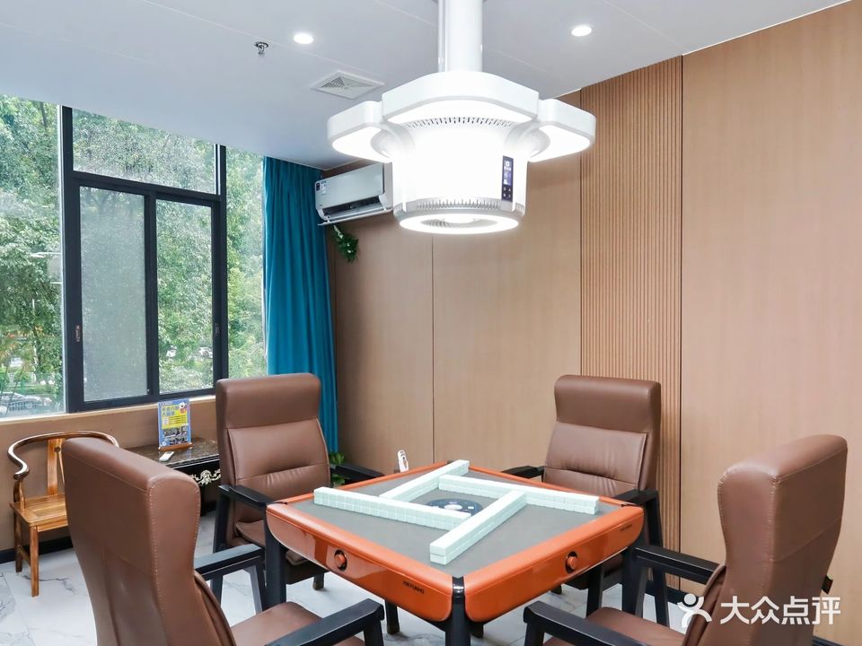 繁花棋局棋牌室