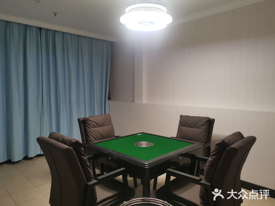 广都棋牌按摩