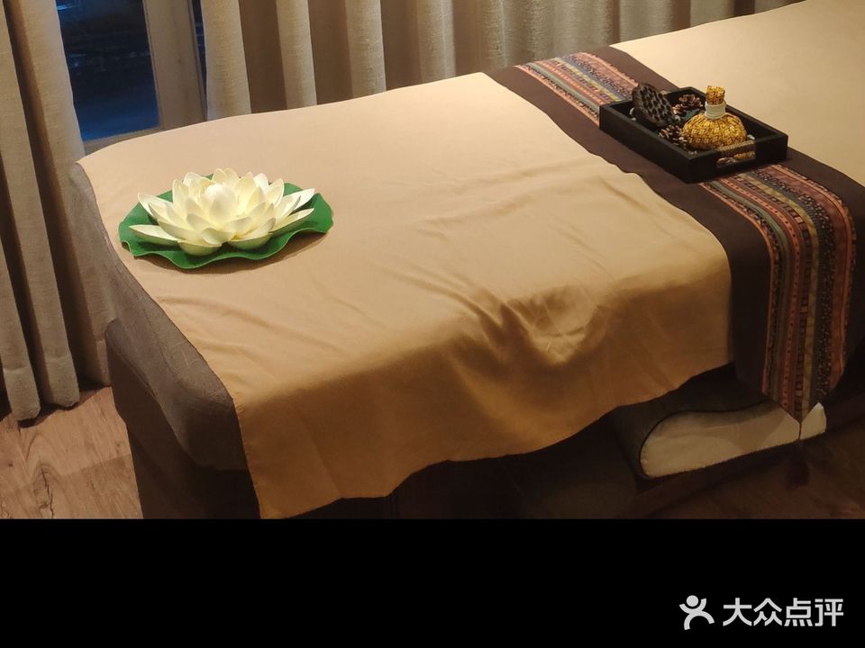 南宁摩卡男子泰式按摩spa会所