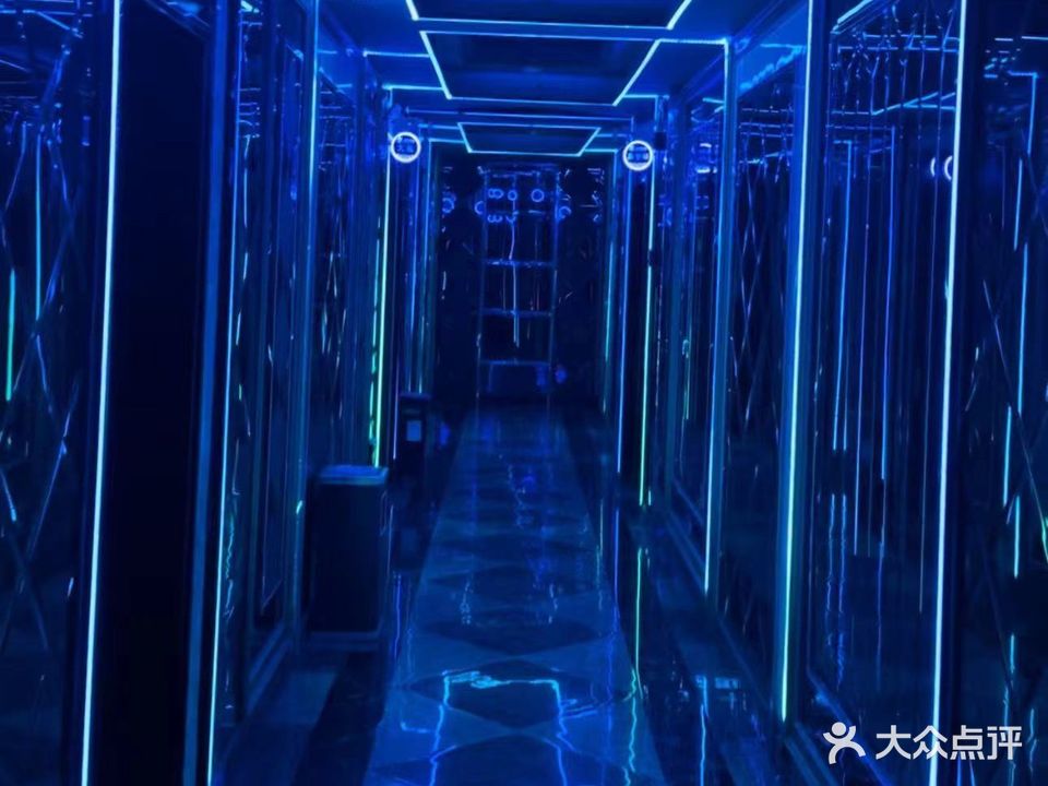 魔音量贩KTV