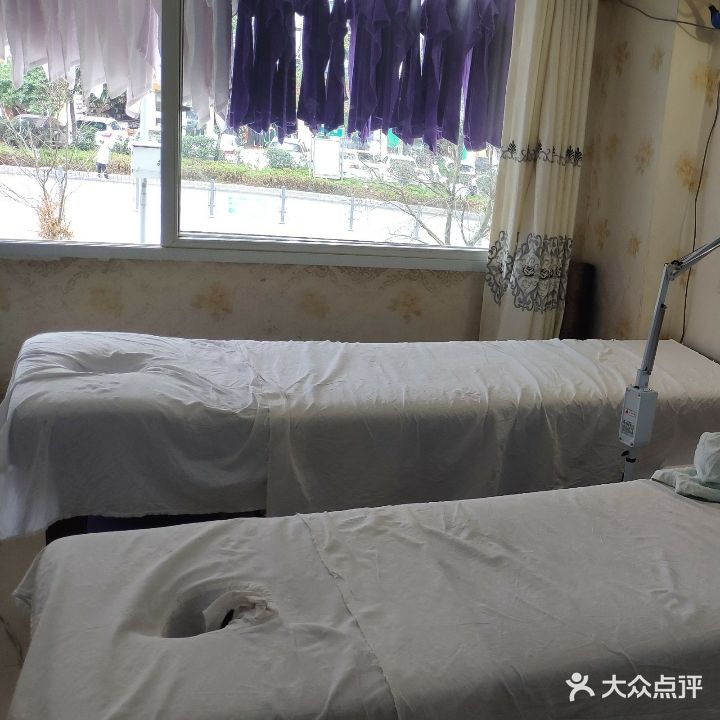 仁和经穴推拿院