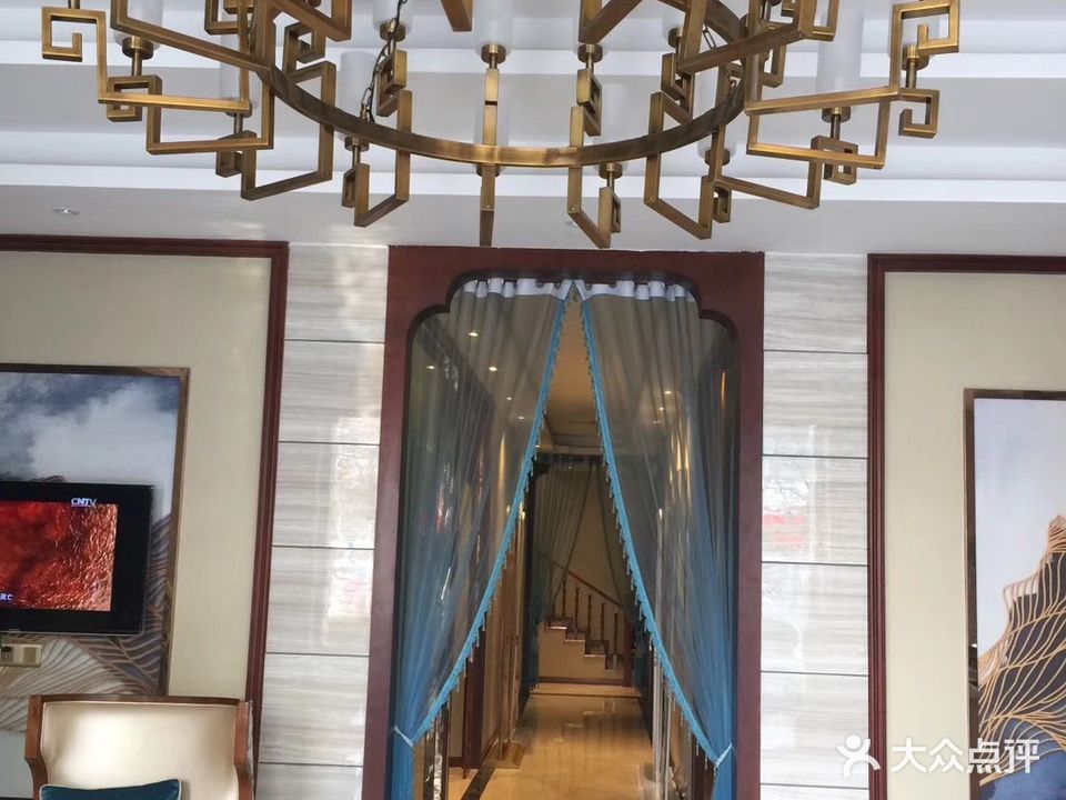 小周女王健康美丽定制中心