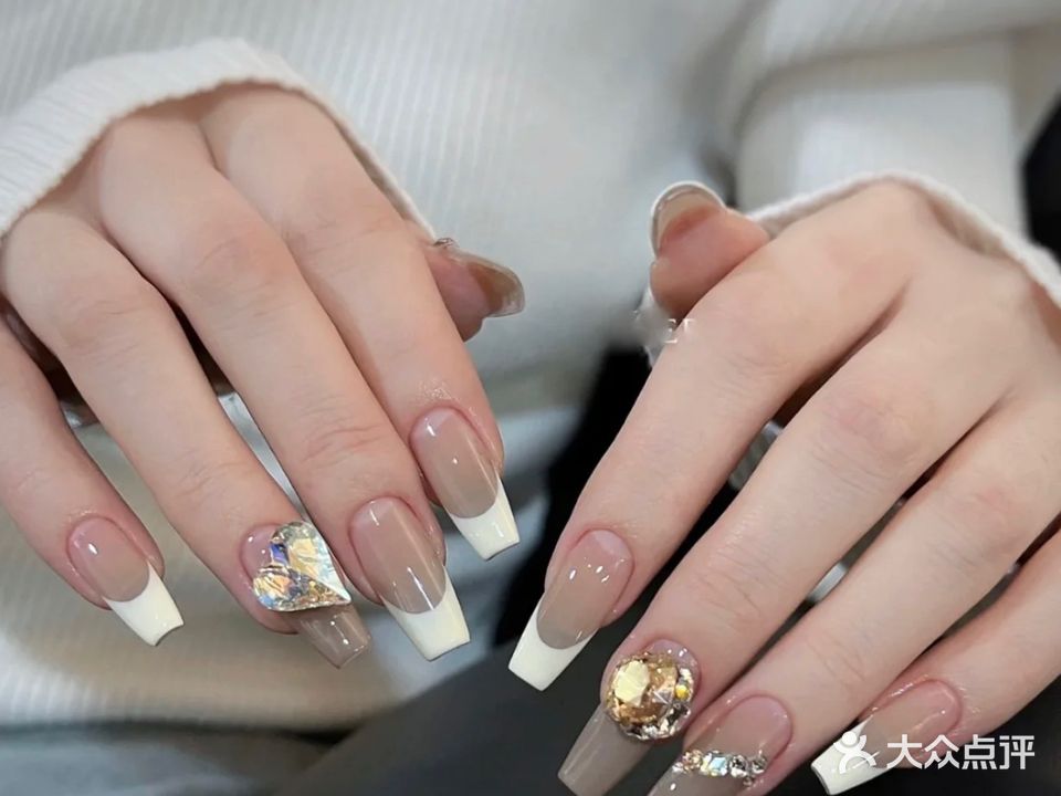 玉倾城Ai美私人定制