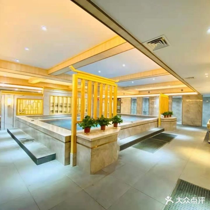 颐和汤园(红山店)