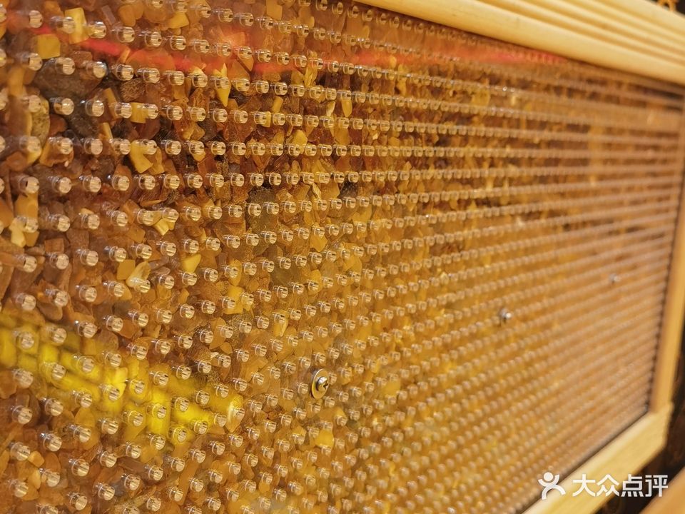 周嘉福琥珀汗蒸养生SPA馆(君临天东店)